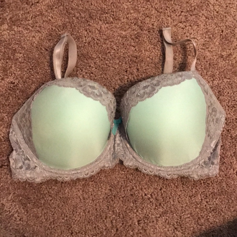 Victoria’s Secret Bra